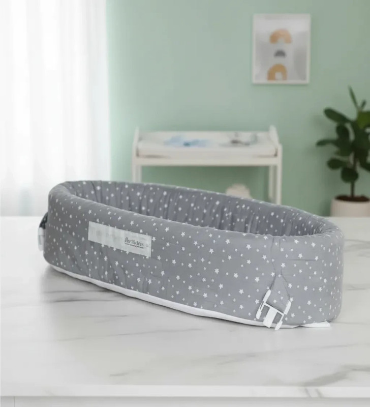Taşınabilir Portatif Bebek Yatağı,Sırt Çantasına Dönüşebilen Portatif Bebek Beşiği (Gri) ( Lisinya )