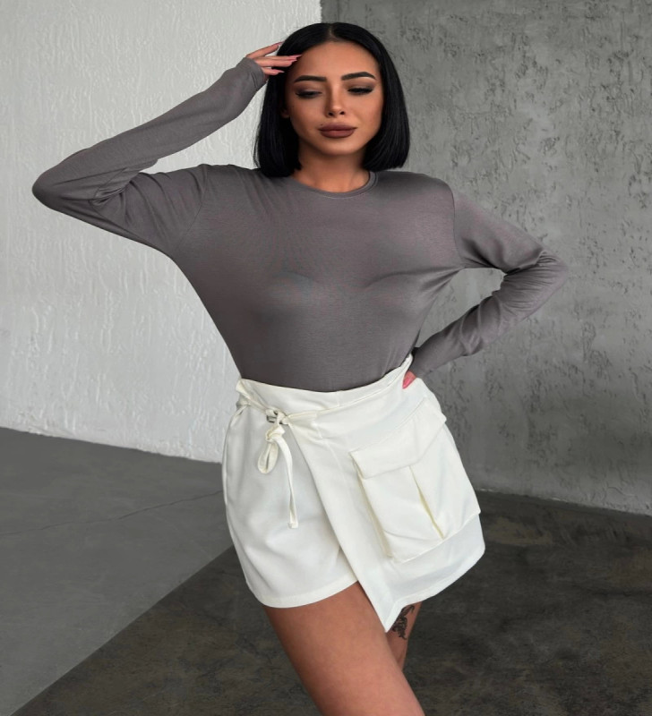 Rahat Ve Şık Uzun Kollu Bisiklet Yaka Likralı Viskon Penye Body Füme ( Lisinya )