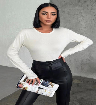 Rahat Ve Şık Uzun Kollu Bisiklet Yaka Likralı Viskon Penye Body Ekru ( Lisinya )