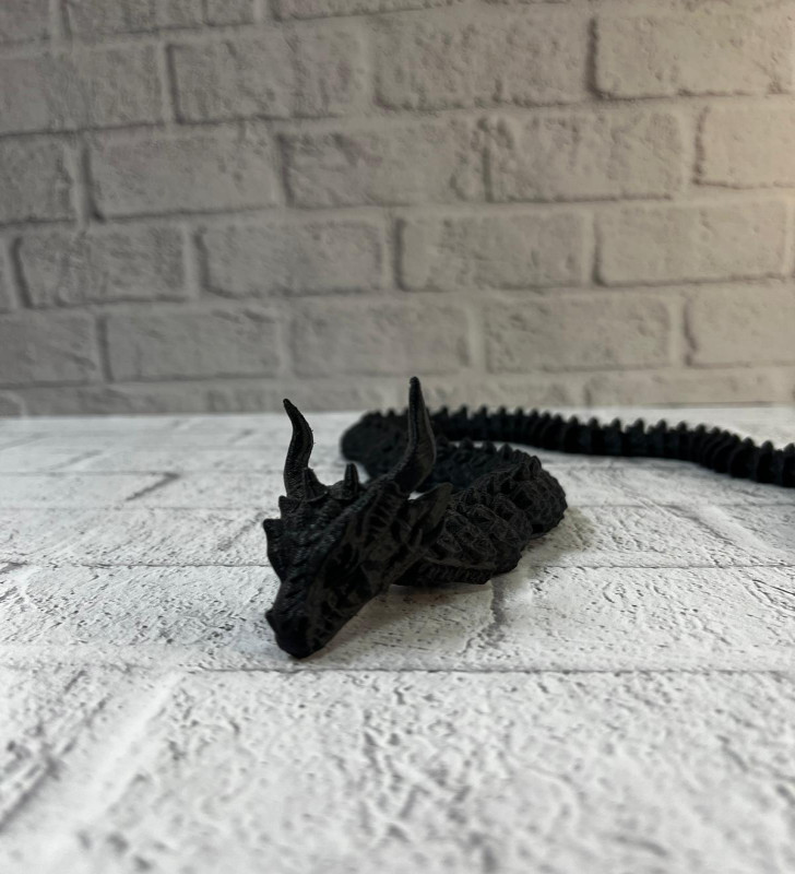 SİYAH HAREKETLİ EJDERHA - Lisinya