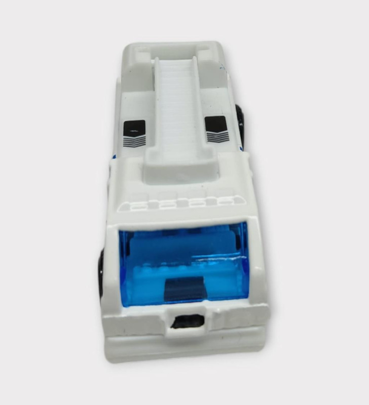 Küçük Metal Sağlık Hizmetleri Araçları 7 Cm - Merdivenli (Lisinya)