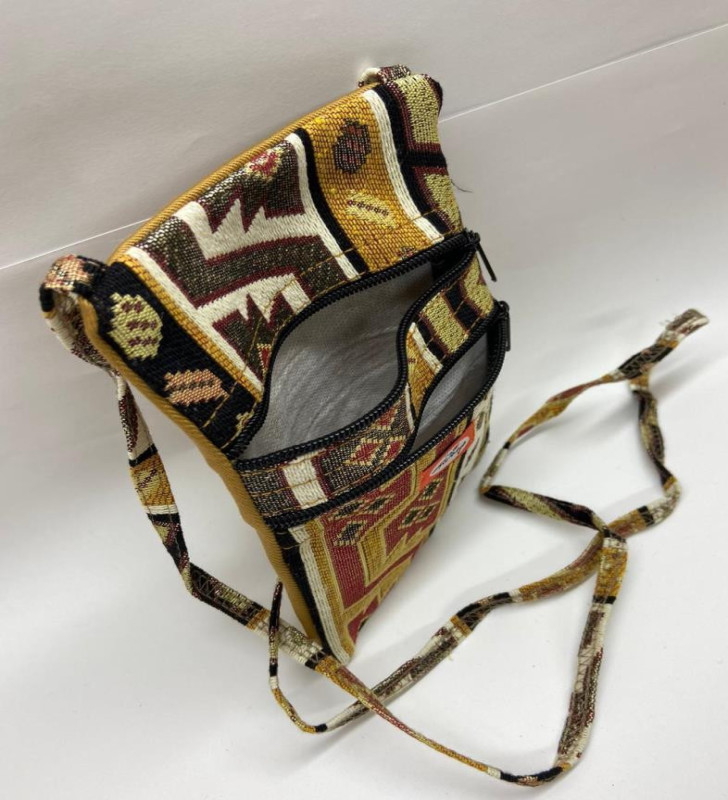 Otantik Desenli Fermuarlı Askılı Çanta Özel Dikim - GS302 (Lisinya)